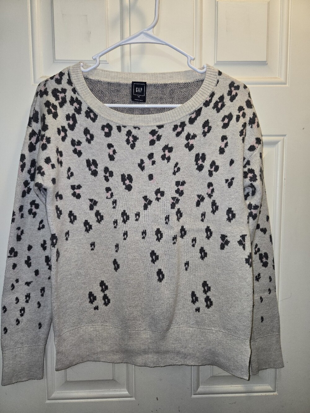 GAP Cream Leopard-Print Crewneck Sweater with Pink Accents